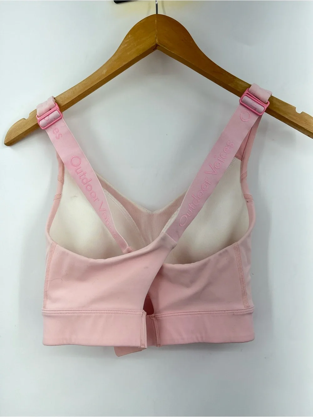 Outdoor Voices Circuit Bra in Cosmos 0718 S/M D cup light pink logo adjustable